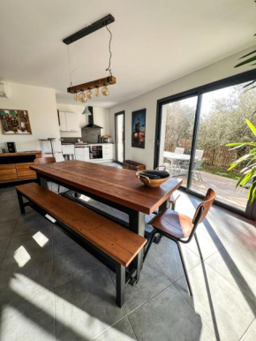 L'olivette de Sommières, belle maison calme à quelques minutes du centre ville historique
